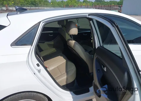 2013 Hyundai Elantra Gt из США, поврежденный, VIN KMHD35LE5DU123400